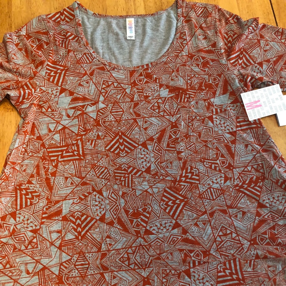 Lularoe medium perfect t NWT